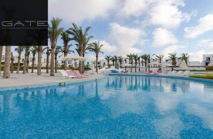 Townhouse - 3 Bedrooms - 3 Bathrooms for sale in Mountain View - Ras Al Hekma - North Coast