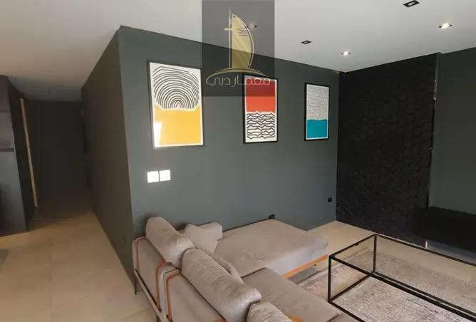 93817302 - Property Image 3