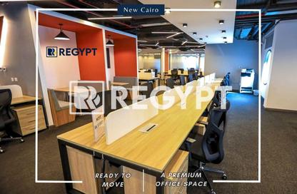 Office Space - Studio - 6 Bathrooms for rent in South Gate Mall - South Teseen St. - The 5th Settlement - New Cairo City - Cairo