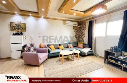 Apartment - 2 Bedrooms - 1 Bathroom for sale in Abdel Salam Aref St. - Glim - Hay Sharq - Alexandria