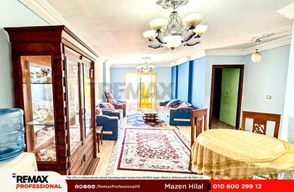 Apartment - 2 Bedrooms - 1 Bathroom for sale in Mohamed Farid St. - Bolkly - Hay Sharq - Alexandria