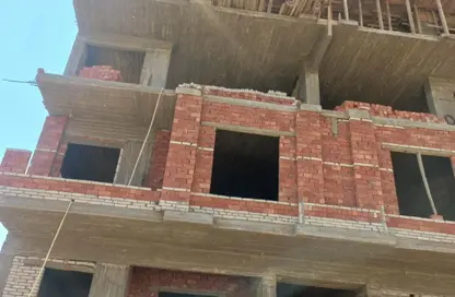 Apartment - 3 Bedrooms - 2 Bathrooms for sale in Bait Alwatan - The 5th Settlement - New Cairo City - Cairo