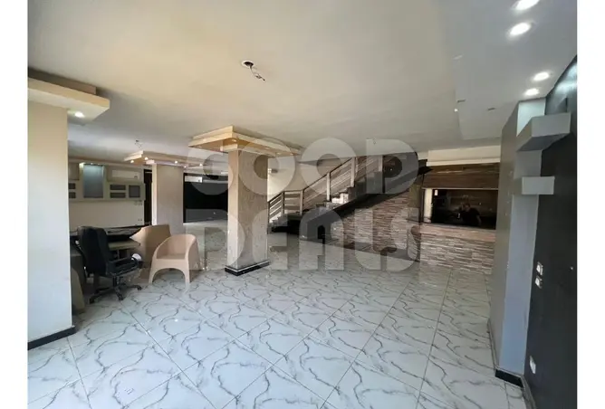 83676502 - Property Image 2