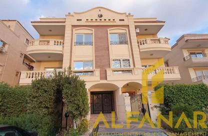 Roof - 5 Bedrooms - 3 Bathrooms for sale in Area D - Ganoob El Acadimia - New Cairo City - Cairo