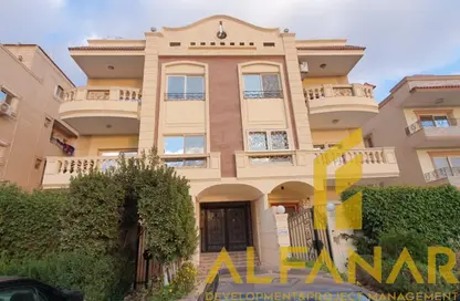 سطح - 5 غرف نوم - 3 حمامات للبيع في المنطقة د - حى جنوب الاكايمية - مدينة القاهرة الجديدة - القاهرة سطح - 5 غرف نوم - 3 حمامات للبيع في المنطقة د - حى جنوب الاكايمية - مدينة القاهرة الجديدة - القاهرة