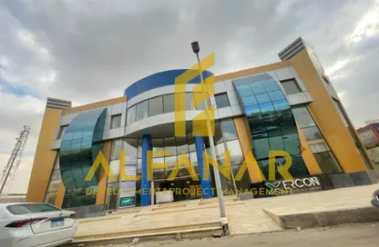 بناية كاملة - استوديو - 6 حمامات للبيع في شارع الشباب - التجمع الثالث - مدينة القاهرة الجديدة - القاهرة