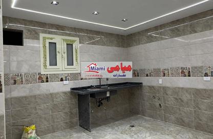 Apartment - 4 Bedrooms - 3 Bathrooms for sale in Zahraa El Maadi - Hay El Maadi - Cairo