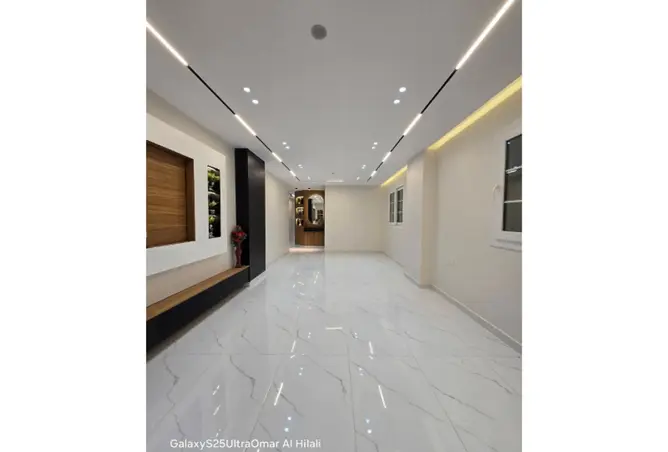 121398916 - Property Image 2