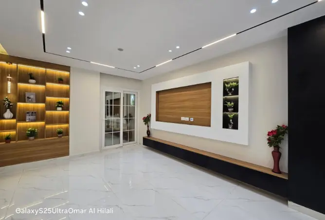 121398916 - Property Image 3
