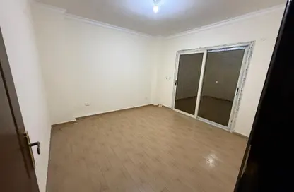 شقة - 3 غرف نوم - 2 حمامات للايجار في حى القرنفل - التجمع الخامس - مدينة القاهرة الجديدة - القاهرة