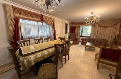 شقة - 2 غرف نوم - 2 حمامات للبيع في شارع أحمد عرابي - المهندسين - الجيزة