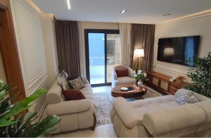 Apartment - 3 Bedrooms - 2 Bathrooms for sale in Ahmed Khalaf St. - Mohandessin - Giza