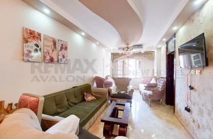 Apartment - 3 Bedrooms - 1 Bathroom for rent in Al Shaheed Gawad Hosny St. - Ibrahimia - Hay Wasat - Alexandria Apartment - 3 Bedrooms - 1 Bathroom for rent in Al Shaheed Gawad Hosny St. - Ibrahimia - Hay Wasat - Alexandria