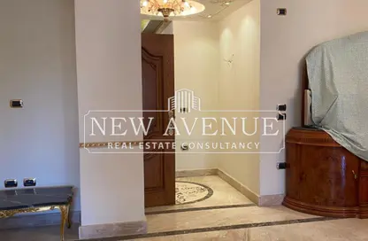 شقة - 3 غرف نوم - 2 حمامات للبيع في بارك سايد الشروق - معادى فيو - كمبوندات الشروق - مدينة الشروق - القاهرة