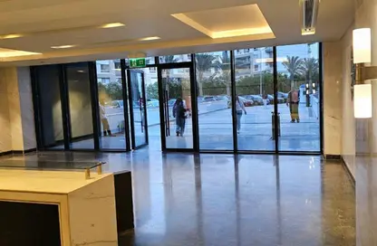 مساحات مكتبية - استوديو - 8 حمامات للايجار في مول هايد بارك بيزنس - شارع التسعين الجنوبي - التجمع الخامس - مدينة القاهرة الجديدة - القاهرة