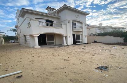 Villa - 5 Bedrooms - 5 Bathrooms for sale in Al Patio 5 East - El Patio - El Shorouk Compounds - Shorouk City - Cairo