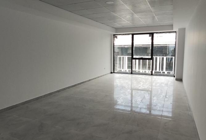 99812053 - Property Main Image