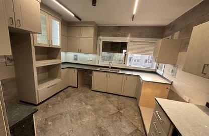 Apartment - 3 Bedrooms - 3 Bathrooms for rent in Etapa - Sheikh Zayed Compounds - Sheikh Zayed City - Giza