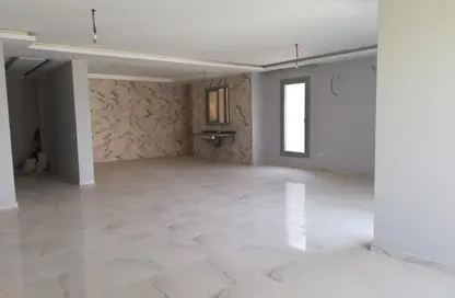 Apartment - 2 Bedrooms - 2 Bathrooms for rent in Palm Hills Village Gate - South Investors Area - New Cairo City - Cairo