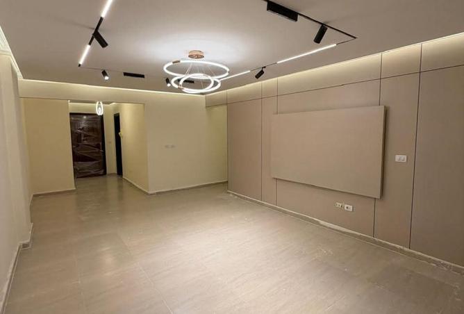 99812782 - Property Main Image