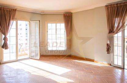 Apartment - 3 Bedrooms - 3 Bathrooms for sale in Sant Giyn St. - Kafr Abdo - Roushdy - Hay Sharq - Alexandria