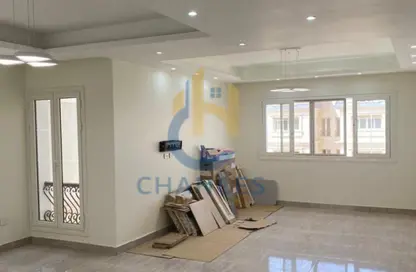 Apartment - 2 Bedrooms - 2 Bathrooms for sale in Mountain View iCity - 5th Settlement Compounds - The 5th Settlement - New Cairo City - Cairo