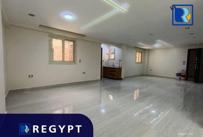 102898893 - الصورة الرئيسية للعقار