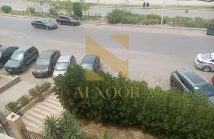 Apartment - 2 Bedrooms - 2 Bathrooms for rent in Al Mostathmir El Saghir - 10th District - Sheikh Zayed City - Giza