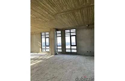 Office Space - 3 Bedrooms - 1 Bathroom for sale in District 5 - 5th Settlement Compounds - The 5th Settlement - New Cairo City - Cairo