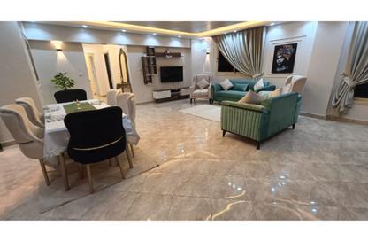 Apartment - 3 Bedrooms - 2 Bathrooms for sale in Mohammed Al Mokaled St. - 8th Zone - Nasr City - Cairo
