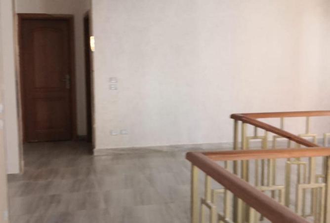 83671992 - صورة العقار 3