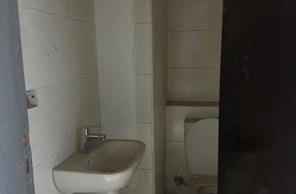 Clinic - Studio - 1 Bathroom for sale in North Teseen St. - The 5th Settlement - New Cairo City - Cairo Clinic - Studio - 1 Bathroom for sale in North Teseen St. - The 5th Settlement - New Cairo City - Cairo