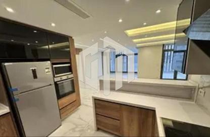 Apartment - 3 Bedrooms - 3 Bathrooms for sale in Eastown - 5th Settlement Compounds - The 5th Settlement - New Cairo City - Cairo