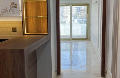 Villa - 6 Bedrooms - 5 Bathrooms for sale in Mountain View iCity - 5th Settlement Compounds - The 5th Settlement - New Cairo City - Cairo