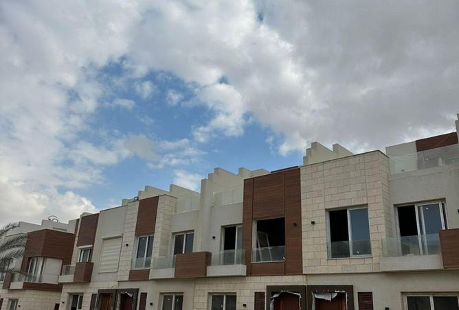 52444699 - Property Image 3