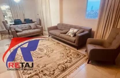 شقة - 3 غرف نوم - 2 حمامات للايجار في شارع عباس العقاد - المنطقة الأولى - مدينة نصر - القاهرة