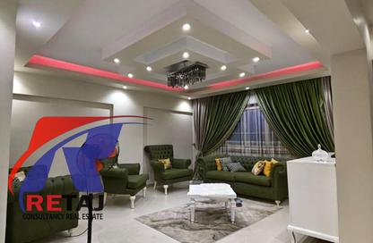 Apartment - 3 Bedrooms - 2 Bathrooms for sale in Samir Abdel Raouf St. - 8th Zone - Nasr City - Cairo
