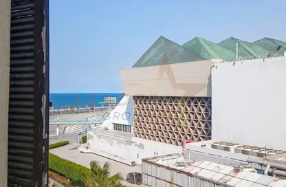 Apartment - 2 Bedrooms - 1 Bathroom for rent in El Shatby - Hay Wasat - Alexandria