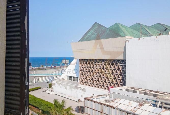 61205214 - Property Main Image