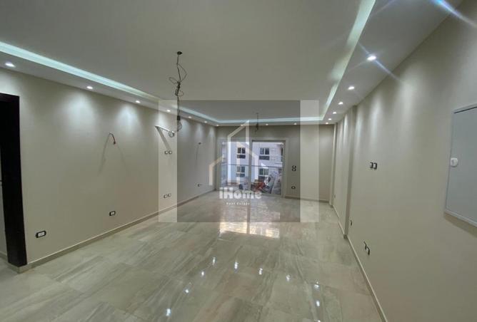 99118710 - Property Image 2