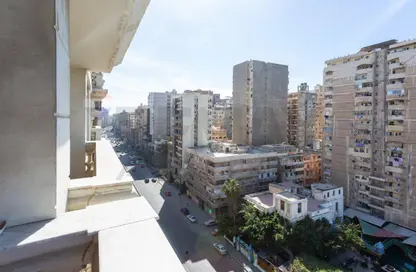 Apartment - 3 Bedrooms - 3 Bathrooms for sale in Sporting - Hay Sharq - Alexandria