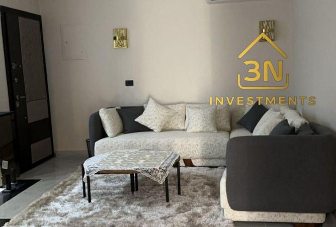 98831497 - Property Image 2