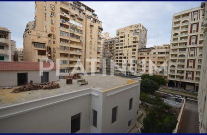 Apartment - 3 Bedrooms - 2 Bathrooms for sale in Ahmed Shawky St. - Roushdy - Hay Sharq - Alexandria