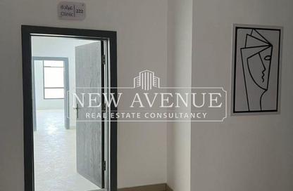Office Space - 3 Bedrooms - 1 Bathroom for rent in East Hill - 5th Settlement Compounds - The 5th Settlement - New Cairo City - Cairo