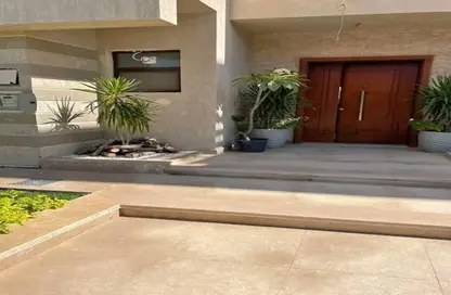 فيلا - 5 غرف نوم - 5 حمامات للبيع في الباتيو برايم - الباتيو - كمبوندات الشروق - مدينة الشروق - القاهرة