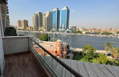 شقة - 2 غرف نوم - 3 حمامات للايجار في شارع عزيز اباظه - الزمالك - القاهرة شقة - 2 غرف نوم - 3 حمامات للايجار في شارع عزيز اباظه - الزمالك - القاهرة