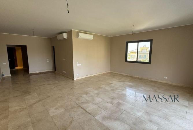 74044744 - Property Image 3