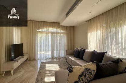Villa - 5 Bedrooms - 4 Bathrooms for sale in Stone Park - 5th Settlement Compounds - The 5th Settlement - New Cairo City - Cairo