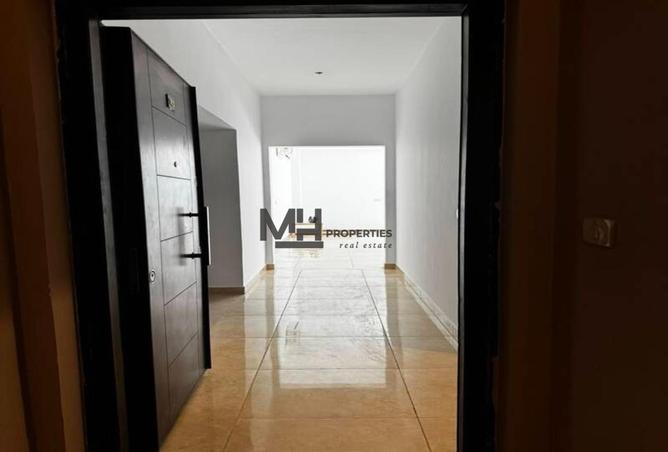 96583882 - Property Main Image