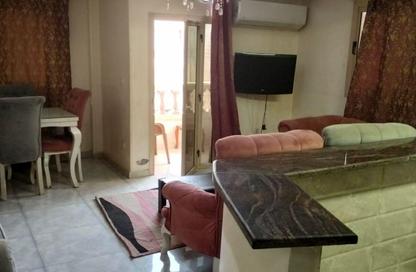 Apartment - 2 Bedrooms - 1 Bathroom for rent in Zaker Hussein St. - Al Hadiqah Al Dawliyah - 7th District - Nasr City - Cairo Apartment - 2 Bedrooms - 1 Bathroom for rent in Zaker Hussein St. - Al Hadiqah Al Dawliyah - 7th District - Nasr City - Cairo